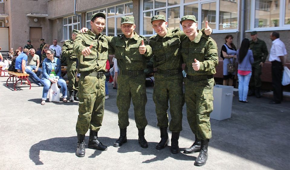 Постпред Порошенко подсказал крымчанам, как не служить в российской армии