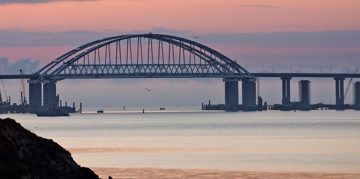 Инфоцентр Крымского моста прокомментировал данные МинВОТ о смещении