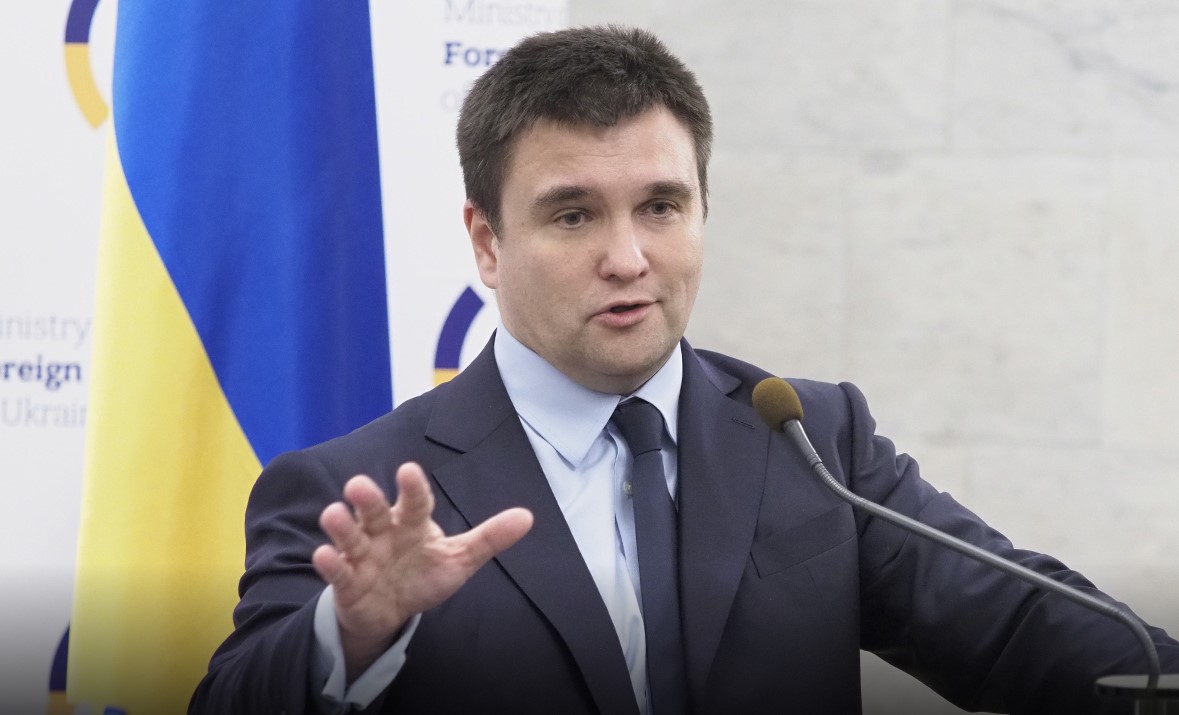 Климкин призвал иностранных дипломатов учить украинский язык