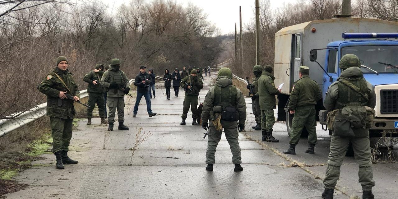 Денисовой передали 42 заключенных из Луганской области