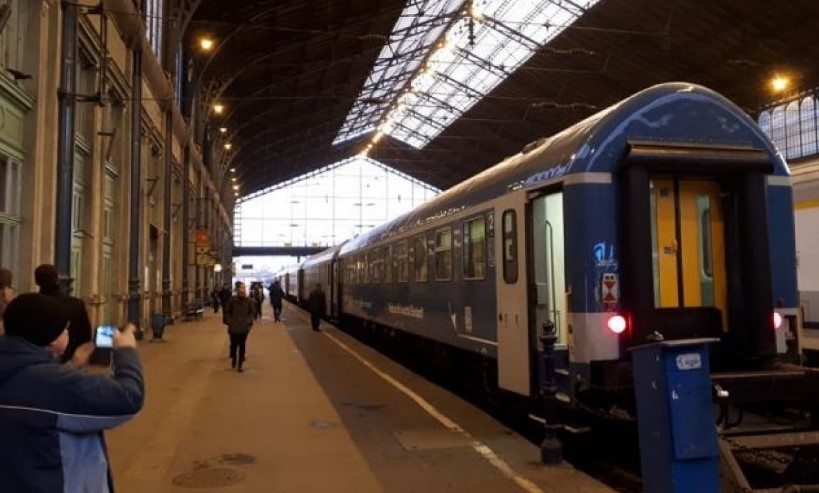 На второй поезд Мукачево-Будапешт продали 4 билета – СМИ