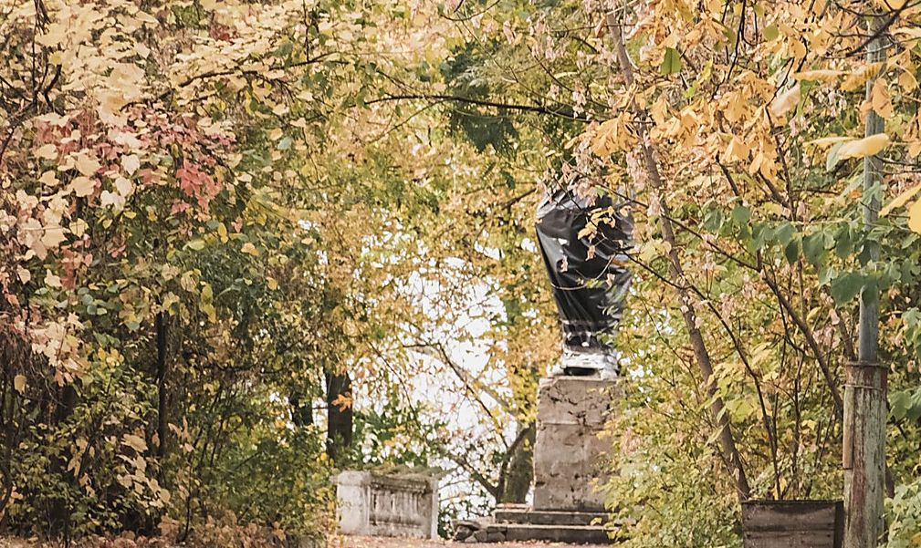 В Николаеве нашли памятник Ленину, но снести не могут
