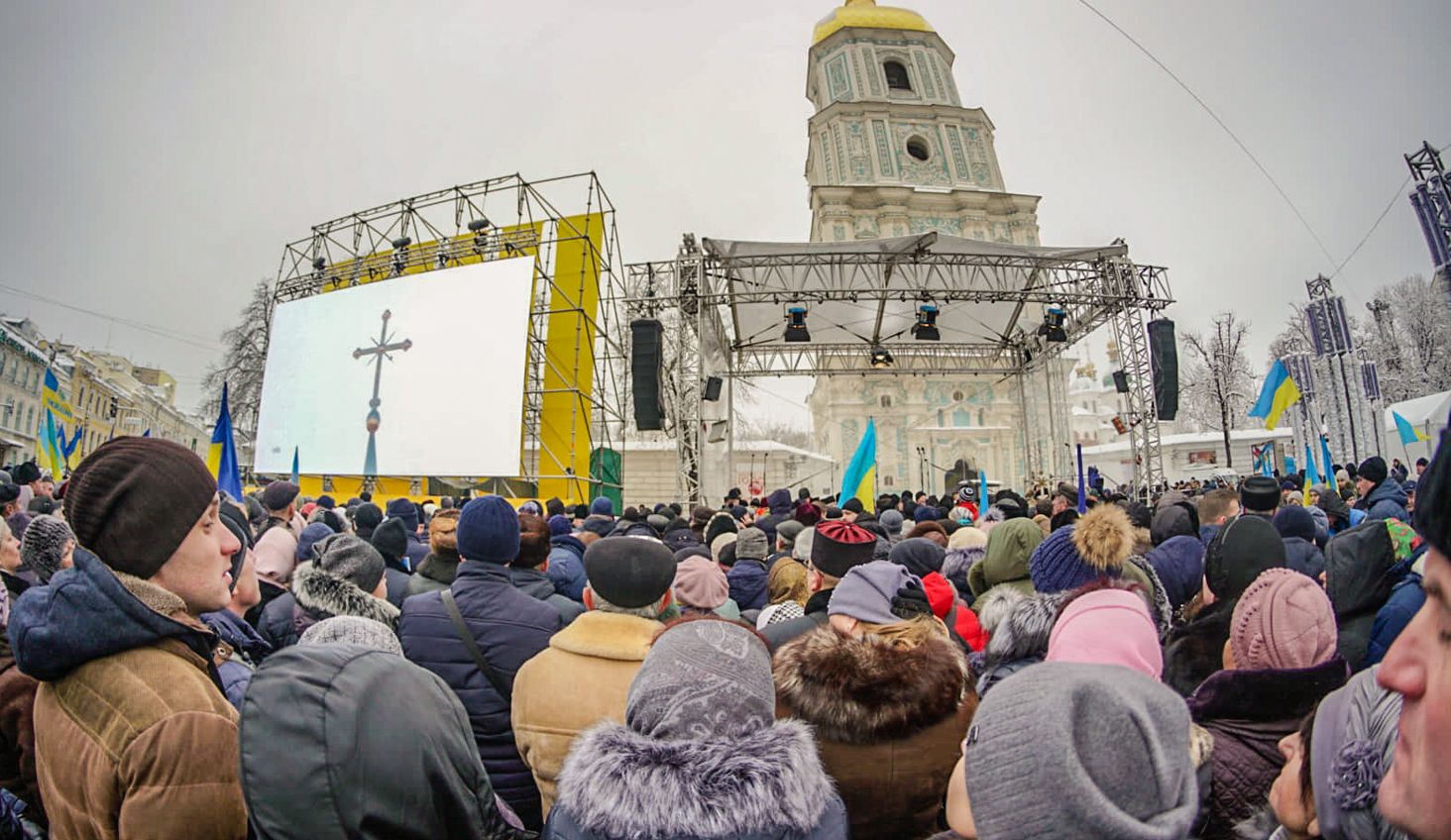 На Объединительный собор прибыли два митрополита УПЦ МП