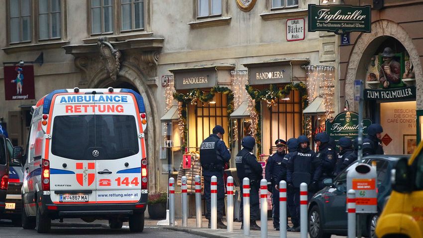 Стрельбу в Вене устроили члены мафии из Черногории – СМИ