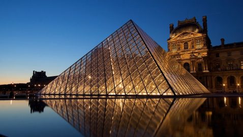 Лувр в 2018-м стал самым посещаемым музеем мира