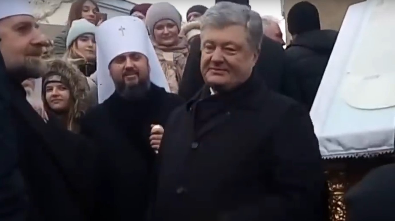 Порошенко сказал, что Шарий не заплатит 15 тысяч за вопрос