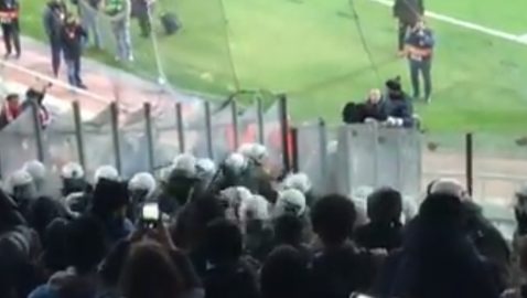 В Греции полиция избила фанатов киевского «Динамо»