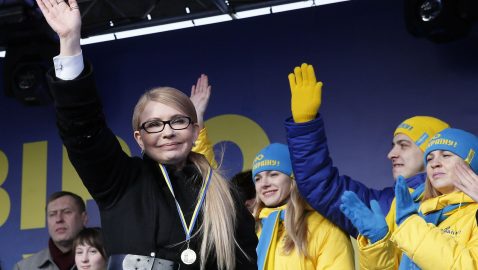 Суд открыл производство по иску Тимошенко против Порошенко