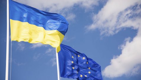 Украина присоединилась к санкциям ЕС против России
