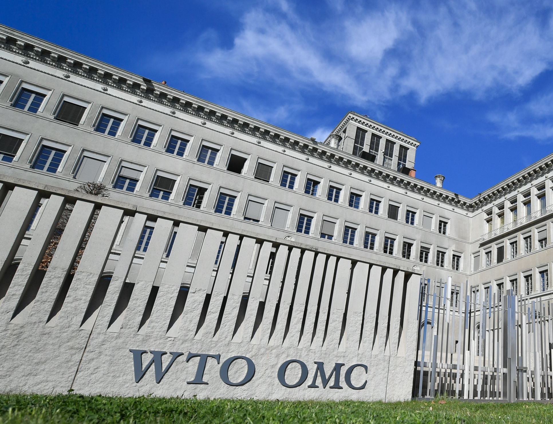 Украина пожаловалась в ВТО на новые санкции России по транзиту