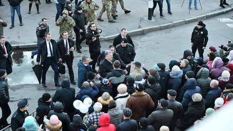 Фотограф показал, в каких условиях был сделан снимок с «убегающим» Порошенко