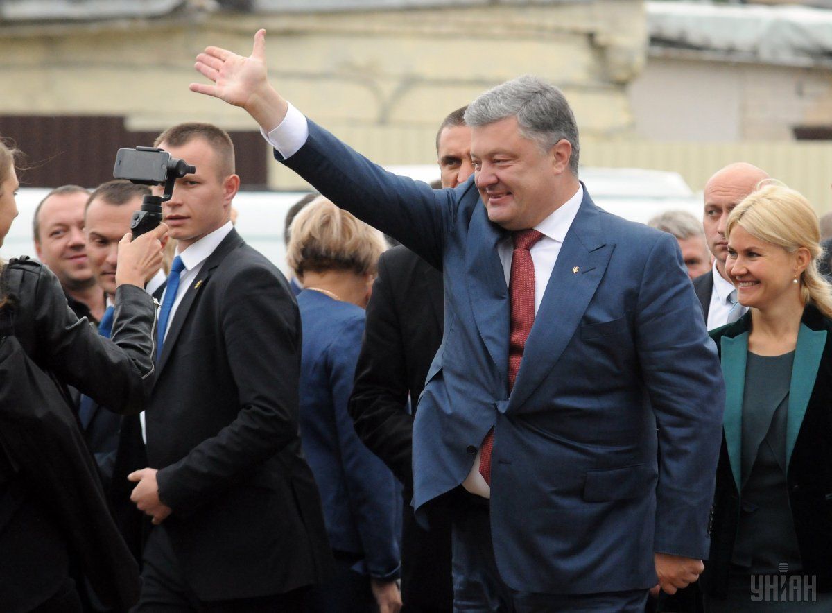 Порошенко: Инвесторы евро, долларом, фунтом голосуют за будущее Украины