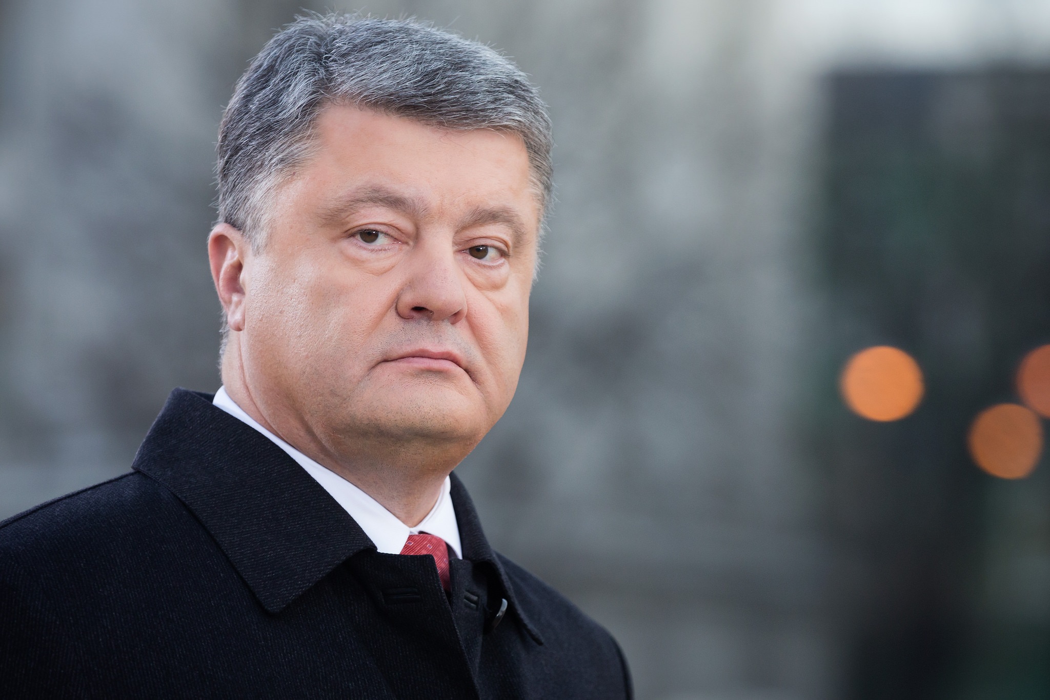 Порошенко назвал расследование о коррупции в оборонке попыткой подорвать доверие к армии