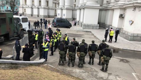 Центр Киева перекрыт из-за мероприятия с участием Порошенко