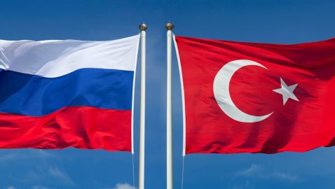 Турция предложила полностью отменить визы с Россией