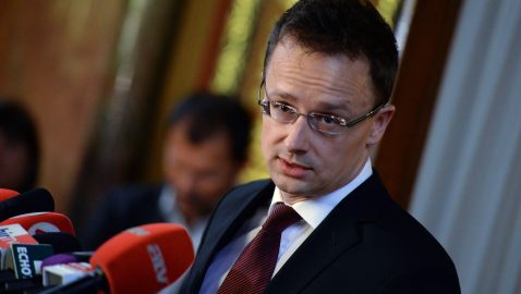 Глава МИД Венгрии считает, что украинский закон о языке «неприемлемый»