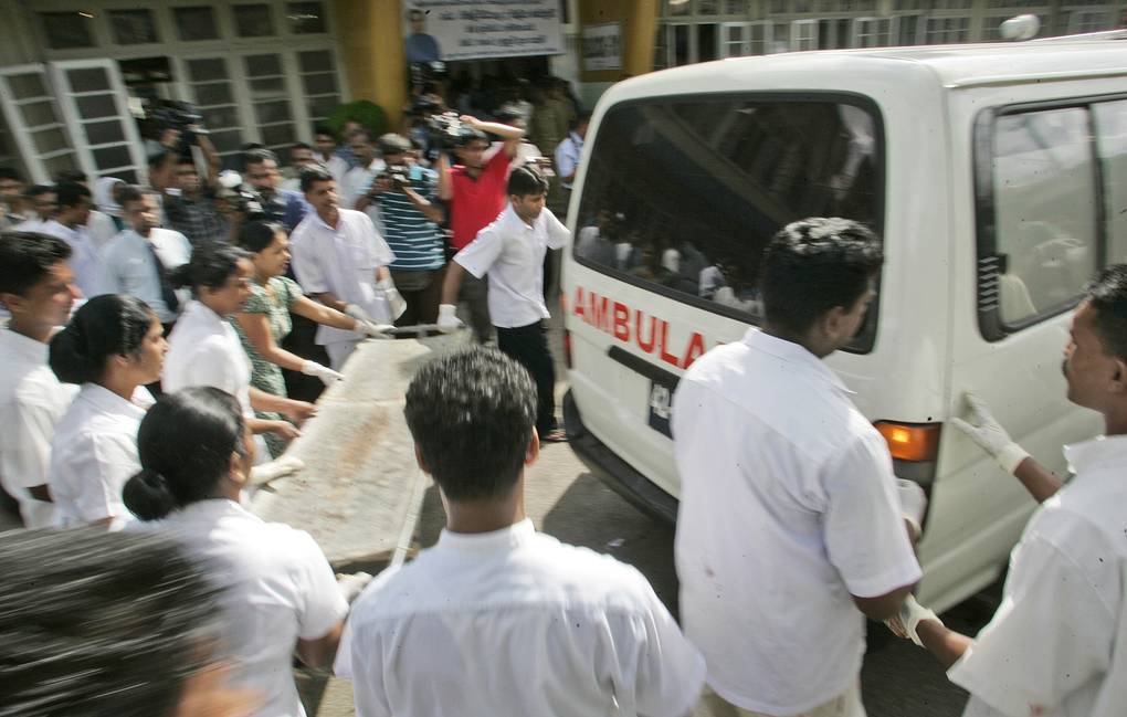 На Шри-Ланке произошли шесть взрывов, погибли 42 человека