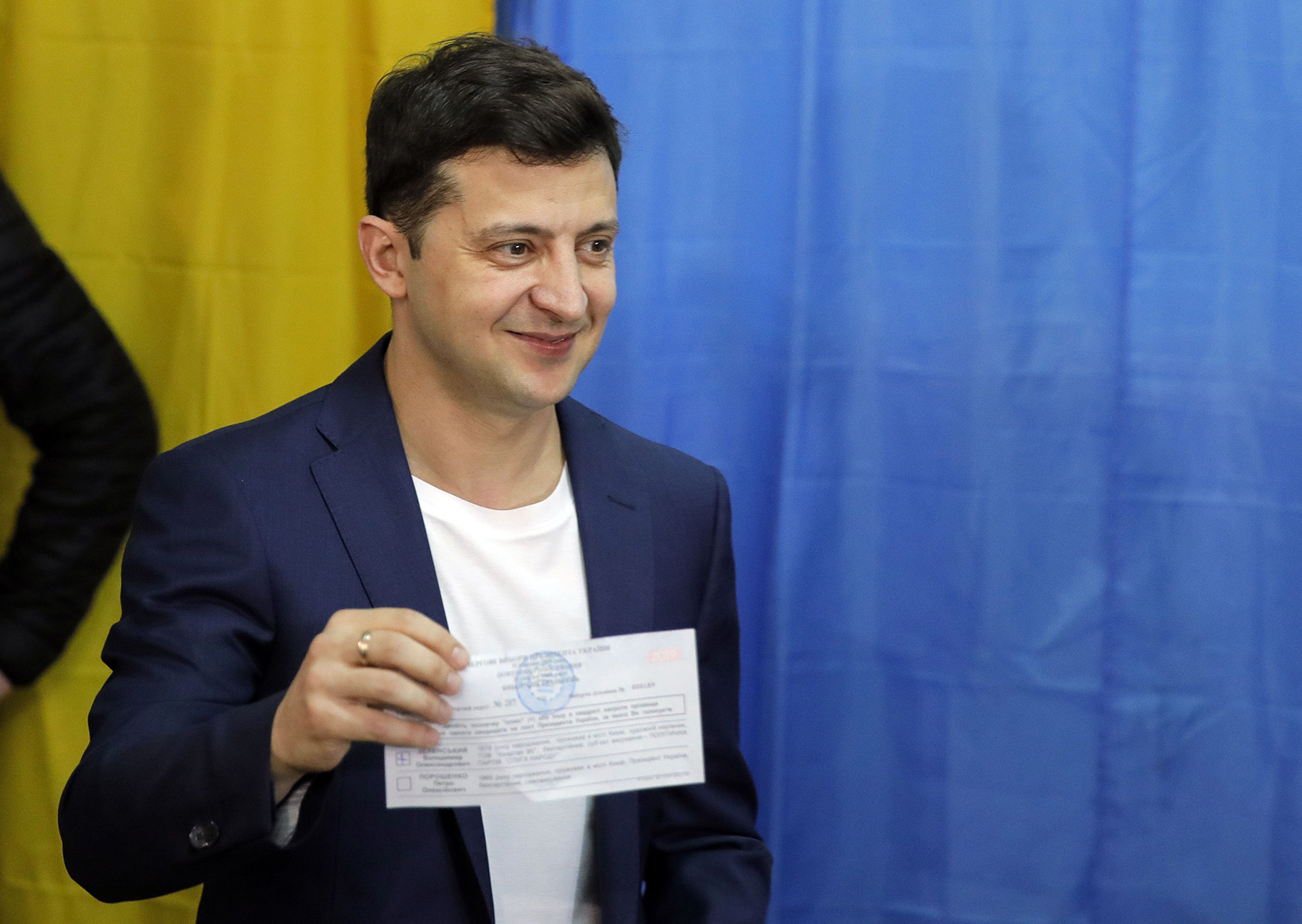 Зеленский увидел символизм в дате объявления результатов выборов