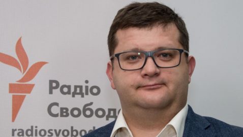 Арьев заподозрил, что у Зеленского корпоратив вместо дебатов с Порошенко