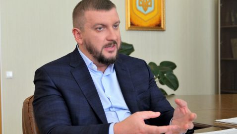 Министр юстиции назвал бессмысленной жалобу судей на Порошенко