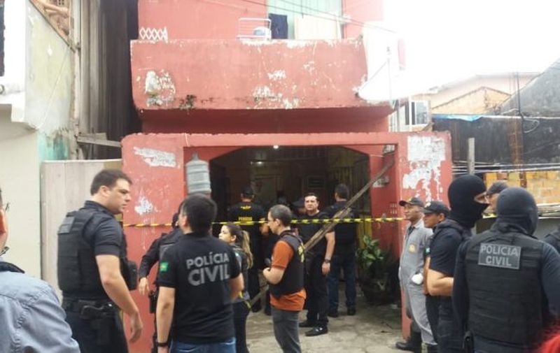 В Бразилии расстреляли участников вечеринки в баре, 11 погибших