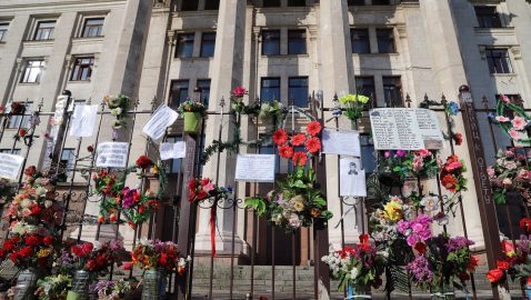 Жители Одессы собрались почтить память погибших в 2014 году