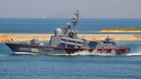 Минобороны: российские корабли блокируют морские экономические зоны Украины