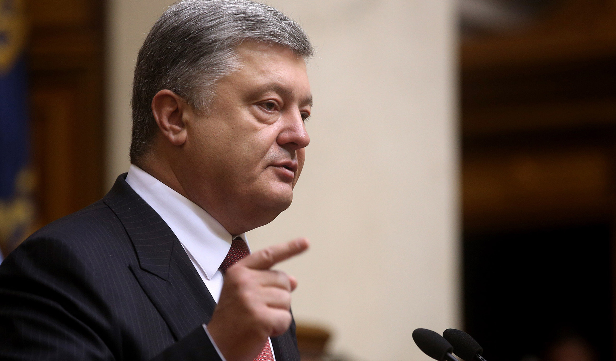 Порошенко: Пока мы не пришли к власти, украинцев не пускали в Европу