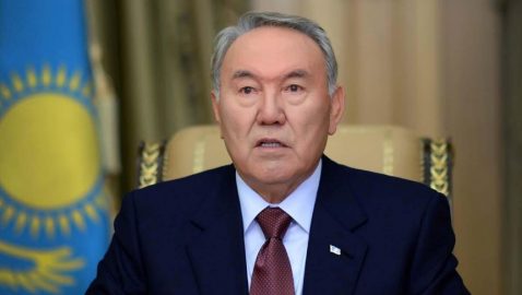 Назарбаев объяснил, почему ушел в отставку