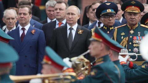 Путин пригласил Трампа на День Победы в 2020 году
