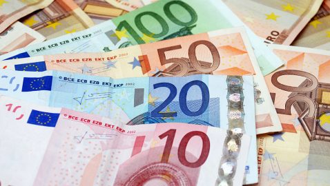 НБУ отменил обязательную продажу валюты для бизнеса