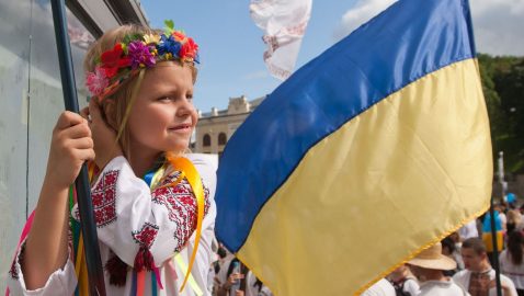Опрос: за границей никогда не был каждый второй украинец