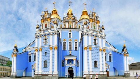 УПЦ КП требует в суде оставить за собой Михайловский монастырь