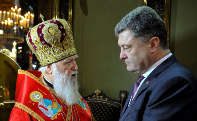 Филарет обвинил Порошенко в нарушении Конституции