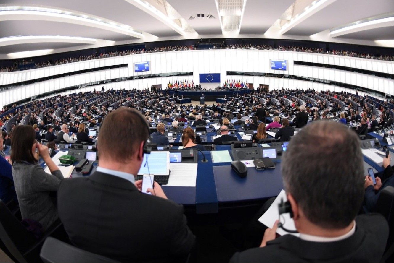 Европарламент призвал РФ освободить украинских моряков
