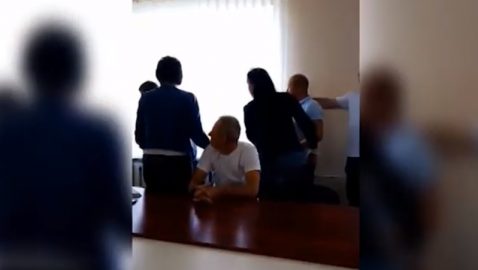 Депутат Рады избил главу сельсовета на Черниговщине