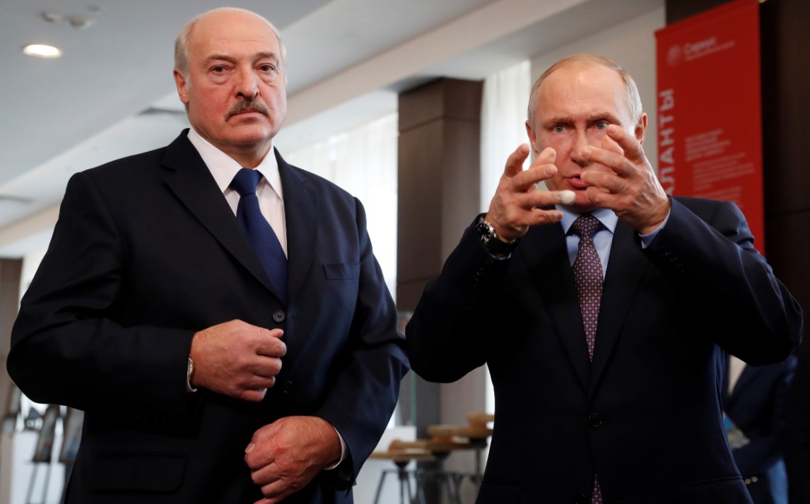 Лукашенко: никогда не станем рвать отношения с братской Россией