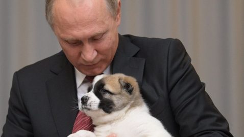 Порошенко: если я сбегу – это будет подарком Путину