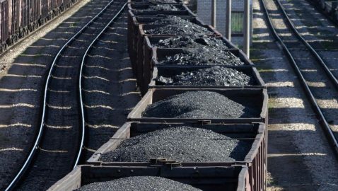 Поставки угля из РФ в Украину упали более чем на 85%