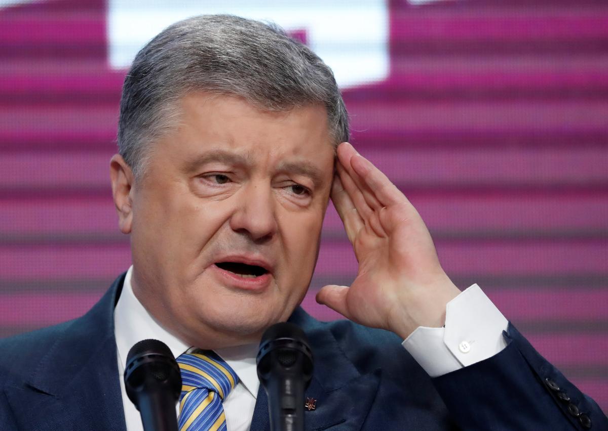 Портнов: Порошенко допрашивают по делу о телеканале «Прямой»