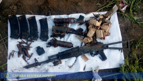 СБУ нашла в школе оружие, якобы утерянное в боях на Донбассе