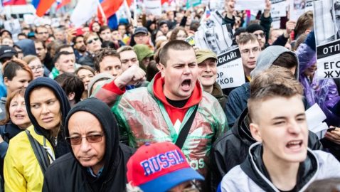 Волонтеры: на митинге в Москве было до 50 тысяч человек, проходят задержания