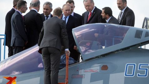 Путин осмотрел Су-57 вместе с Эрдоганом