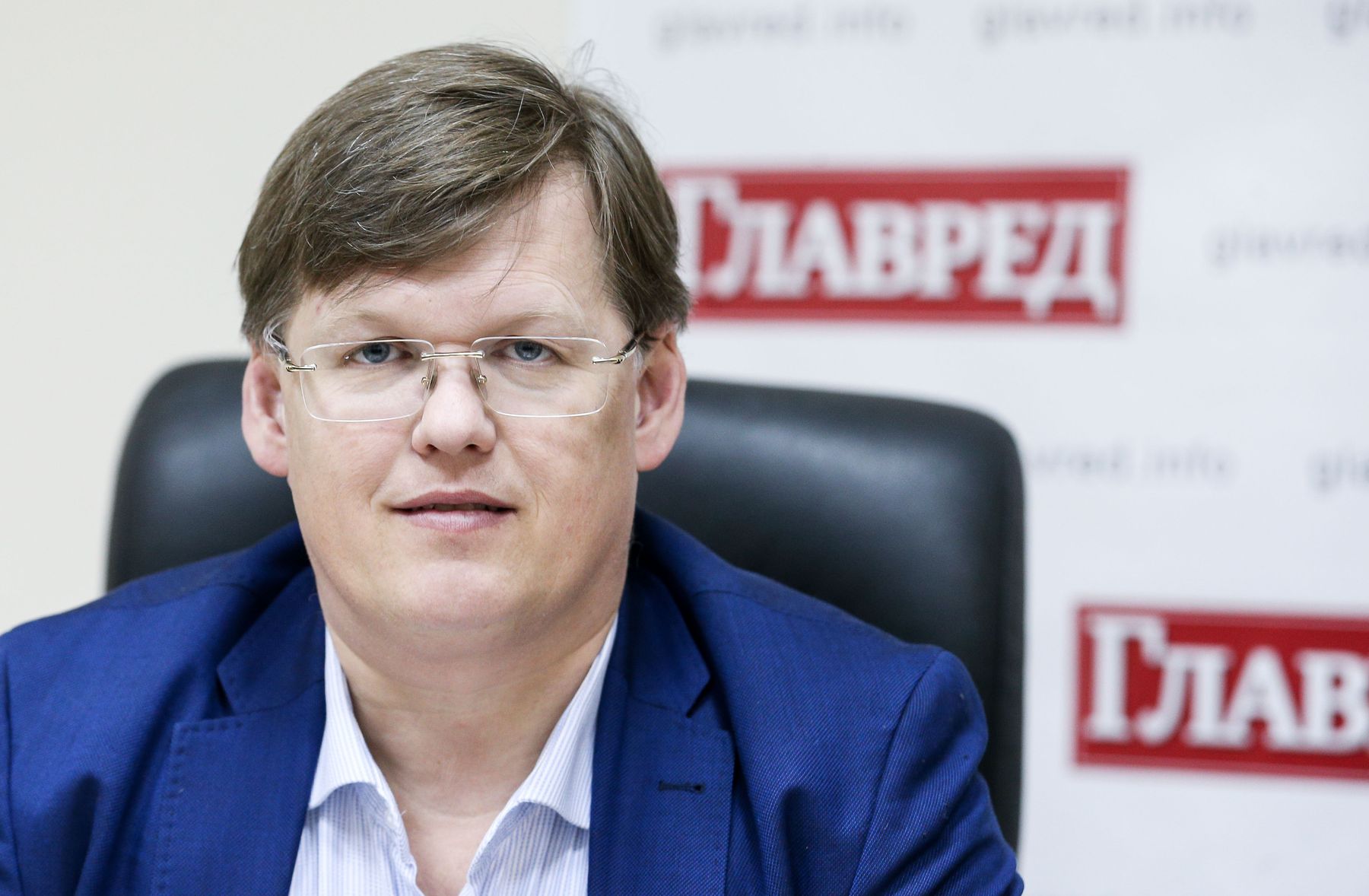 Розенко обвинил Зеленского в «кулуарном» назначении губернаторов