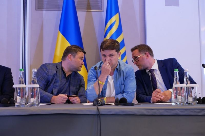 Зеленский предложил отменить визы для стран, откуда в Украину едут лечиться