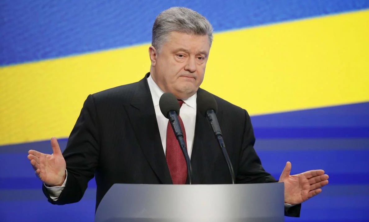 Порошенко ответил на обвинения в жадности