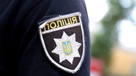 В Харькове патрульные подрезали скутер, издевались над водителем и требовали деньги