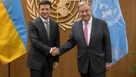 Зеленский обсудил с генсеком ООН поддержку Украины