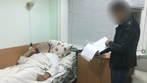 В Черкассах полицейские вывезли мужчину на кладбище и избили