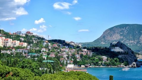 В Крыму назвали число туристов, посетивших полуостров с начала года